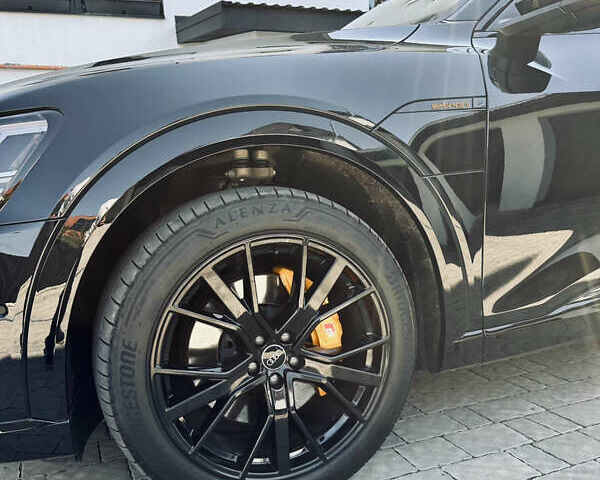 Чорний Ауді E-Tron, об'ємом двигуна 0 л та пробігом 78 тис. км за 42000 $, фото 25 на Automoto.ua