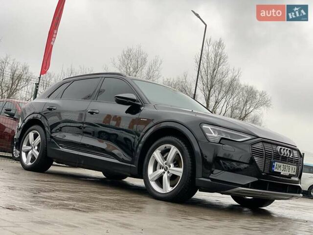 Черный Ауди E-Tron, объемом двигателя 0 л и пробегом 64 тыс. км за 35955 $, фото 5 на Automoto.ua