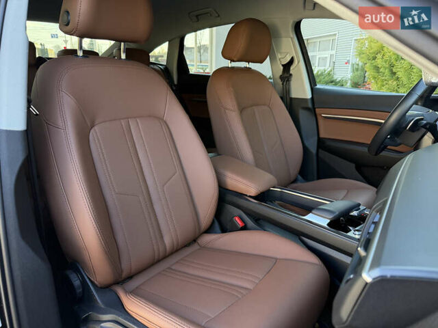 Чорний Ауді E-Tron, об'ємом двигуна 0 л та пробігом 79 тис. км за 29999 $, фото 40 на Automoto.ua