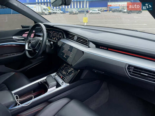 Черный Ауди E-Tron, объемом двигателя 0 л и пробегом 89 тыс. км за 39900 $, фото 41 на Automoto.ua