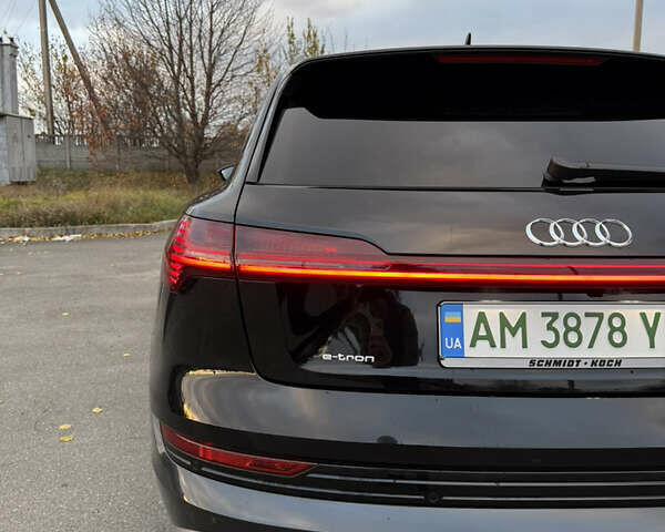 Черный Ауди E-Tron, объемом двигателя 0 л и пробегом 62 тыс. км за 36200 $, фото 7 на Automoto.ua