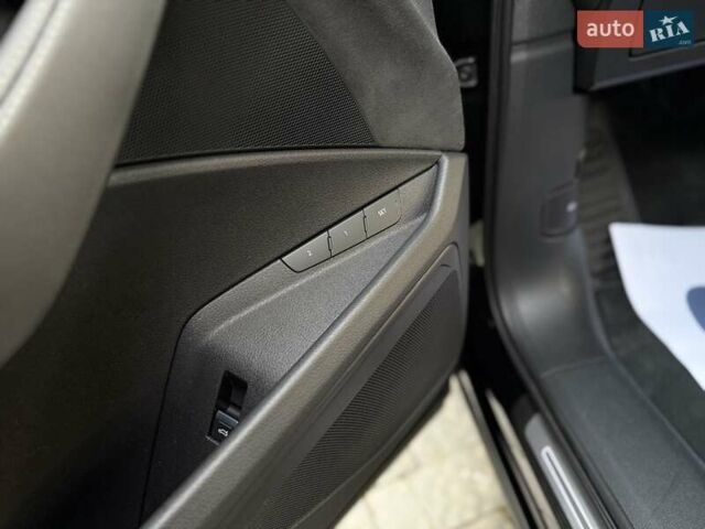 Черный Ауди E-Tron, объемом двигателя 0 л и пробегом 150 тыс. км за 31950 $, фото 48 на Automoto.ua