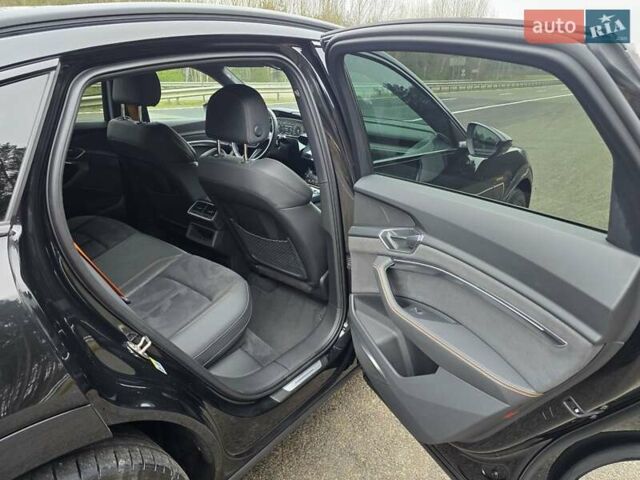 Черный Ауди E-Tron, объемом двигателя 0 л и пробегом 43 тыс. км за 45999 $, фото 67 на Automoto.ua