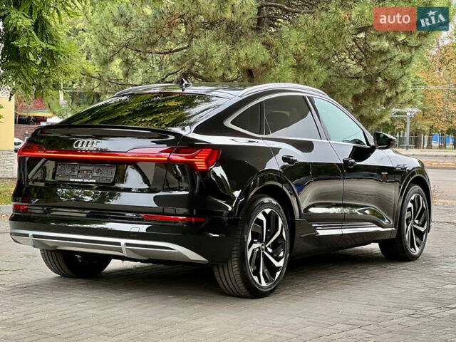 Черный Ауди E-Tron, объемом двигателя 0 л и пробегом 31 тыс. км за 45500 $, фото 12 на Automoto.ua