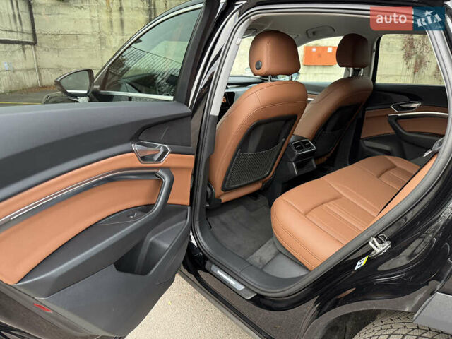 Черный Ауди E-Tron, объемом двигателя 0 л и пробегом 79 тыс. км за 29999 $, фото 39 на Automoto.ua