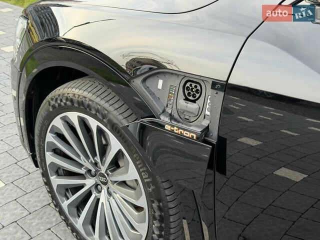 Черный Ауди E-Tron, объемом двигателя 0 л и пробегом 45 тыс. км за 30900 $, фото 17 на Automoto.ua