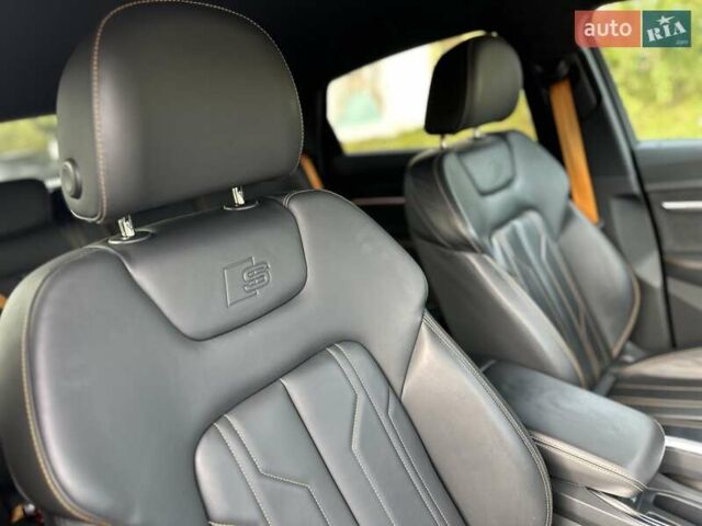 Черный Ауди E-Tron, объемом двигателя 0 л и пробегом 77 тыс. км за 43200 $, фото 13 на Automoto.ua