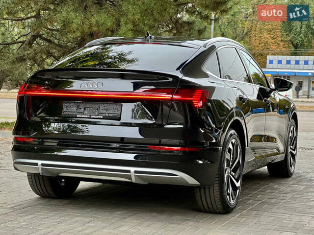 Черный Ауди E-Tron, объемом двигателя 0 л и пробегом 31 тыс. км за 45500 $, фото 11 на Automoto.ua
