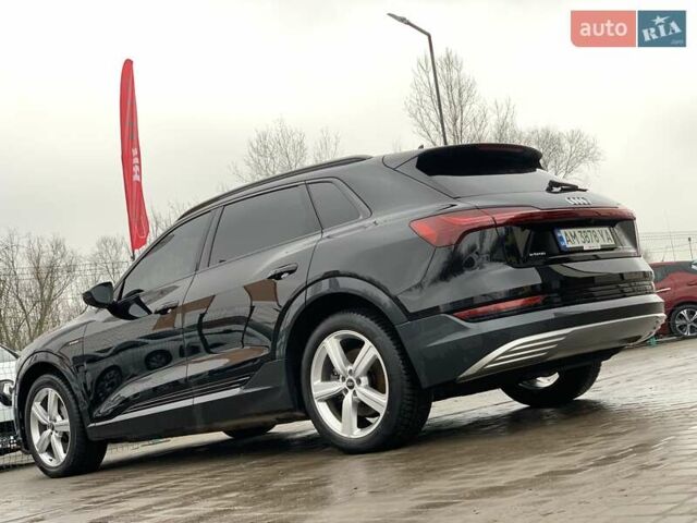 Черный Ауди E-Tron, объемом двигателя 0 л и пробегом 64 тыс. км за 35955 $, фото 19 на Automoto.ua