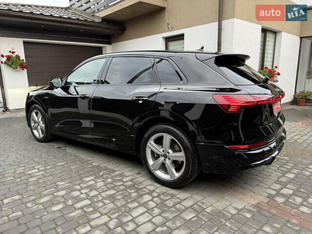 Черный Ауди E-Tron, объемом двигателя 0 л и пробегом 64 тыс. км за 31700 $, фото 9 на Automoto.ua