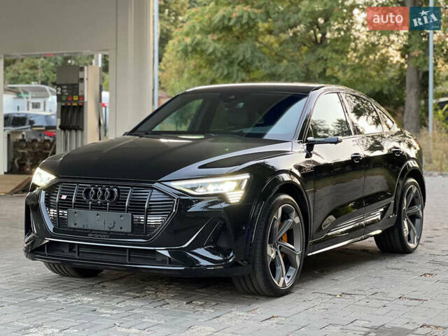 Черный Ауди E-Tron, объемом двигателя 0 л и пробегом 26 тыс. км за 49500 $, фото 4 на Automoto.ua