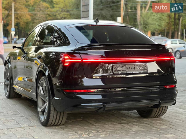 Черный Ауди E-Tron, объемом двигателя 0 л и пробегом 26 тыс. км за 49500 $, фото 20 на Automoto.ua