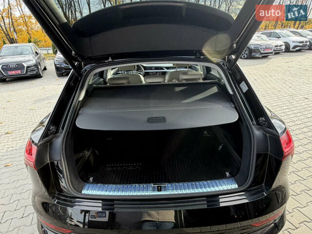 Черный Ауди E-Tron, объемом двигателя 0 л и пробегом 56 тыс. км за 40890 $, фото 32 на Automoto.ua