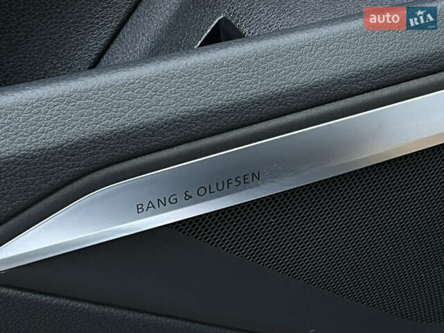 Черный Ауди E-Tron, объемом двигателя 0 л и пробегом 32 тыс. км за 47561 $, фото 62 на Automoto.ua