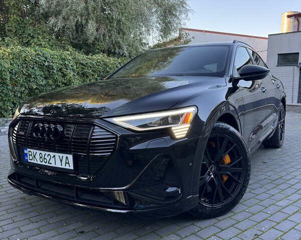 Черный Ауди E-Tron, объемом двигателя 0 л и пробегом 91 тыс. км за 36500 $, фото 85 на Automoto.ua