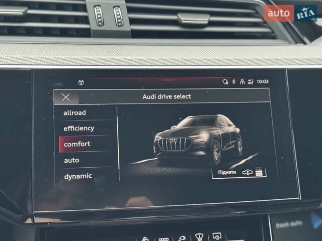 Черный Ауди E-Tron, объемом двигателя 0 л и пробегом 82 тыс. км за 39900 $, фото 26 на Automoto.ua