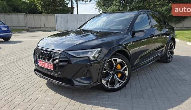 Ауди E-Tron 2022 в Тернополе на Automoto.ua Черный Ауди E-Tron, объемом двигателя 0 л и пробегом 99 тыс. км за 45500 $, фото 46 на Automoto.ua