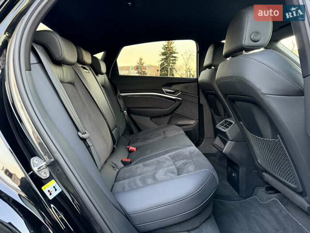 Черный Ауди E-Tron, объемом двигателя 0 л и пробегом 45 тыс. км за 30900 $, фото 34 на Automoto.ua