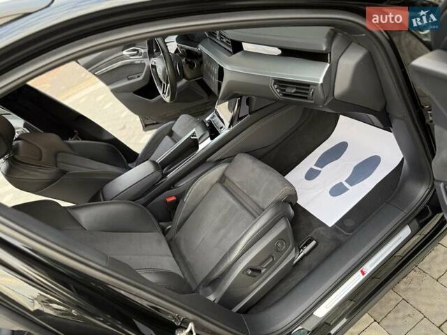 Черный Ауди E-Tron, объемом двигателя 0 л и пробегом 150 тыс. км за 31950 $, фото 137 на Automoto.ua