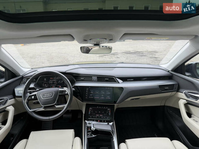 Черный Ауди E-Tron, объемом двигателя 0 л и пробегом 56 тыс. км за 40890 $, фото 27 на Automoto.ua