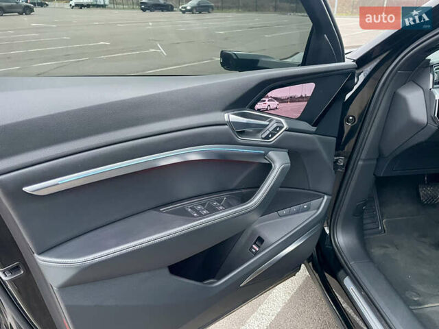 Черный Ауди E-Tron, объемом двигателя 0 л и пробегом 89 тыс. км за 39900 $, фото 42 на Automoto.ua