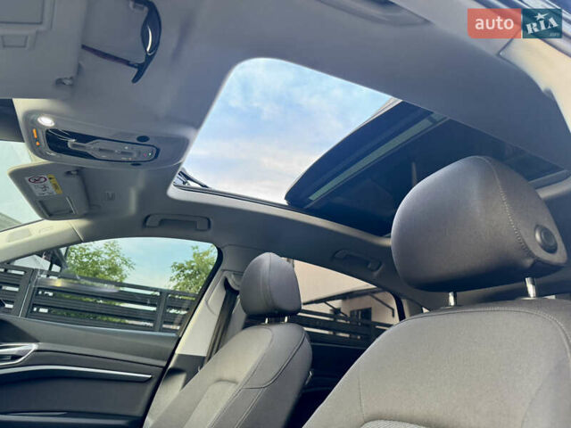 Черный Ауди E-Tron, объемом двигателя 0 л и пробегом 97 тыс. км за 30900 $, фото 37 на Automoto.ua