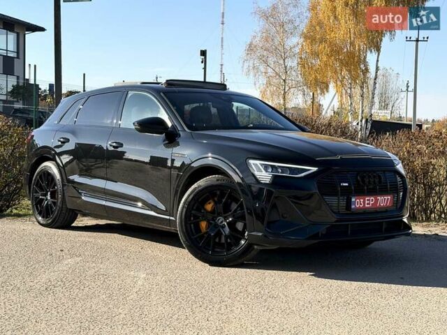 Чорний Ауді E-Tron, об'ємом двигуна 0 л та пробігом 103 тис. км за 36600 $, фото 4 на Automoto.ua