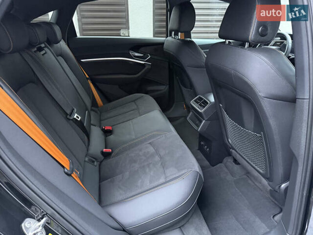 Черный Ауди E-Tron, объемом двигателя 0 л и пробегом 95 тыс. км за 38500 $, фото 28 на Automoto.ua