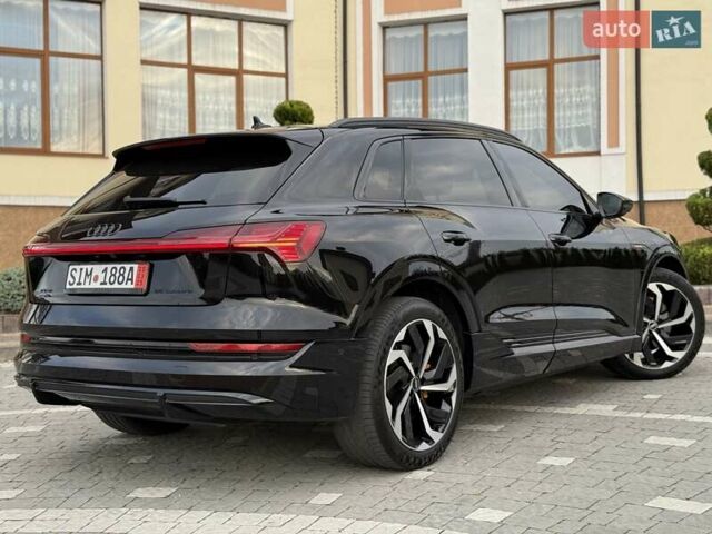Черный Ауди E-Tron, объемом двигателя 0 л и пробегом 150 тыс. км за 31950 $, фото 117 на Automoto.ua