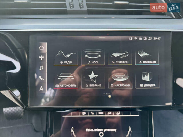 Черный Ауди E-Tron, объемом двигателя 0 л и пробегом 97 тыс. км за 30900 $, фото 64 на Automoto.ua