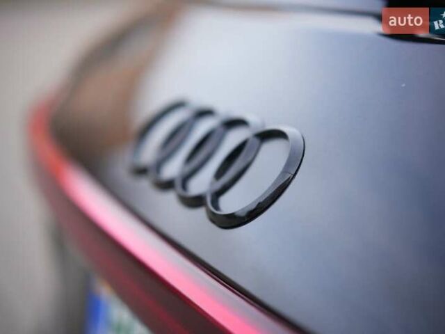 Чорний Ауді E-Tron, об'ємом двигуна 0 л та пробігом 47 тис. км за 32900 $, фото 22 на Automoto.ua