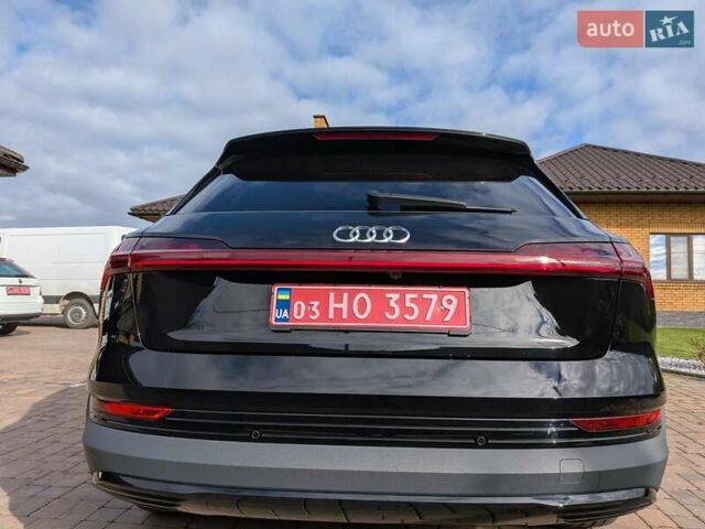 Черный Ауди E-Tron, объемом двигателя 0 л и пробегом 95 тыс. км за 29800 $, фото 7 на Automoto.ua