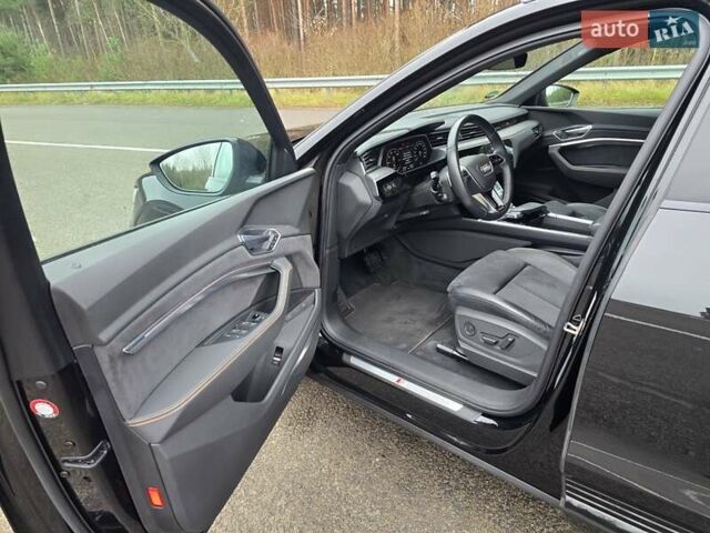 Черный Ауди E-Tron, объемом двигателя 0 л и пробегом 43 тыс. км за 45999 $, фото 41 на Automoto.ua