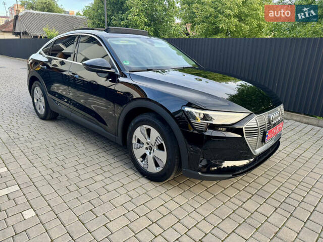 Черный Ауди E-Tron, объемом двигателя 0 л и пробегом 97 тыс. км за 30900 $, фото 8 на Automoto.ua