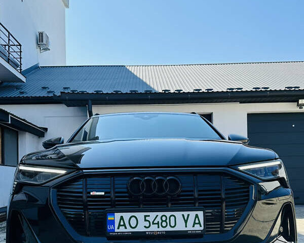 Чорний Ауді E-Tron, об'ємом двигуна 0 л та пробігом 78 тис. км за 42000 $, фото 13 на Automoto.ua