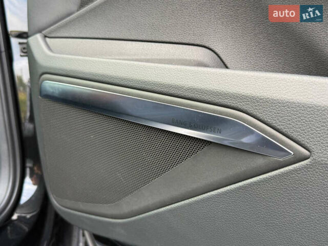 Черный Ауди E-Tron, объемом двигателя 0 л и пробегом 80 тыс. км за 34500 $, фото 50 на Automoto.ua