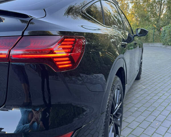 Черный Ауди E-Tron, объемом двигателя 0 л и пробегом 91 тыс. км за 36500 $, фото 61 на Automoto.ua