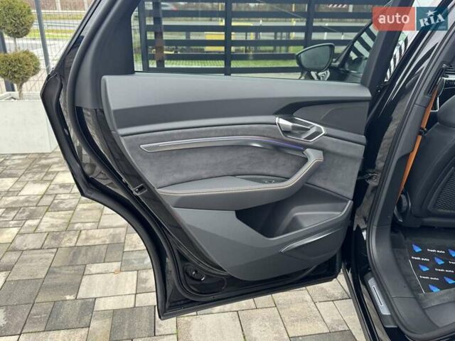 Черный Ауди E-Tron, объемом двигателя 0 л и пробегом 82 тыс. км за 39900 $, фото 30 на Automoto.ua