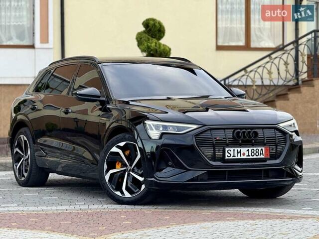 Черный Ауди E-Tron, объемом двигателя 0 л и пробегом 150 тыс. км за 31950 $, фото 2 на Automoto.ua