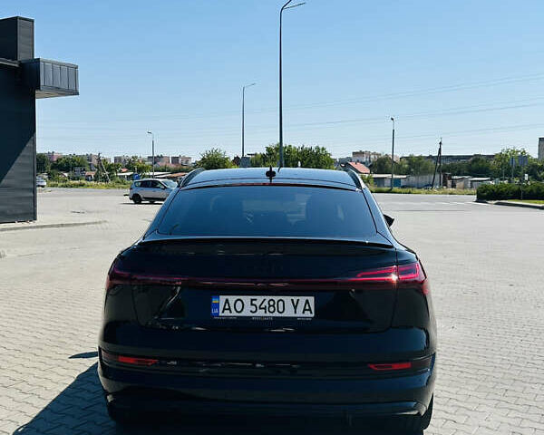 Чорний Ауді E-Tron, об'ємом двигуна 0 л та пробігом 78 тис. км за 42000 $, фото 7 на Automoto.ua