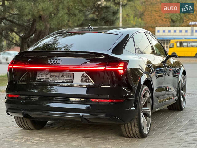 Черный Ауди E-Tron, объемом двигателя 0 л и пробегом 26 тыс. км за 49500 $, фото 18 на Automoto.ua