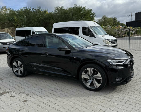 Чорний Ауді E-Tron, об'ємом двигуна 0 л та пробігом 55 тис. км за 36500 $, фото 3 на Automoto.ua