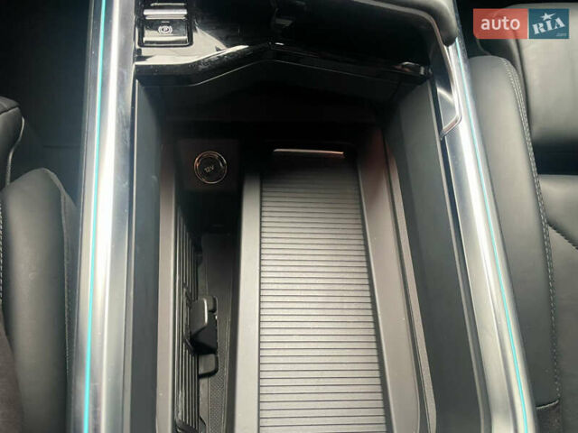 Черный Ауди E-Tron, объемом двигателя 0 л и пробегом 39 тыс. км за 39950 $, фото 60 на Automoto.ua