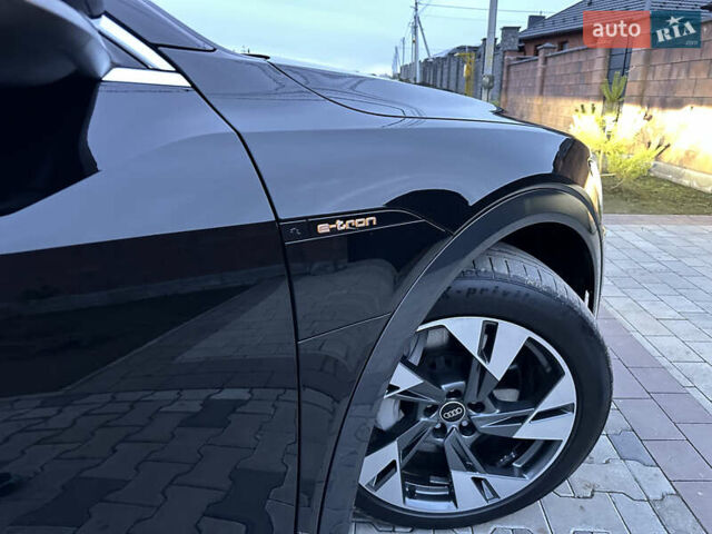 Черный Ауди E-Tron, объемом двигателя 0 л и пробегом 35 тыс. км за 41700 $, фото 24 на Automoto.ua