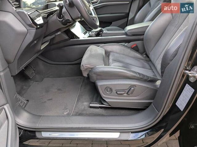 Черный Ауди E-Tron, объемом двигателя 0 л и пробегом 95 тыс. км за 29800 $, фото 27 на Automoto.ua