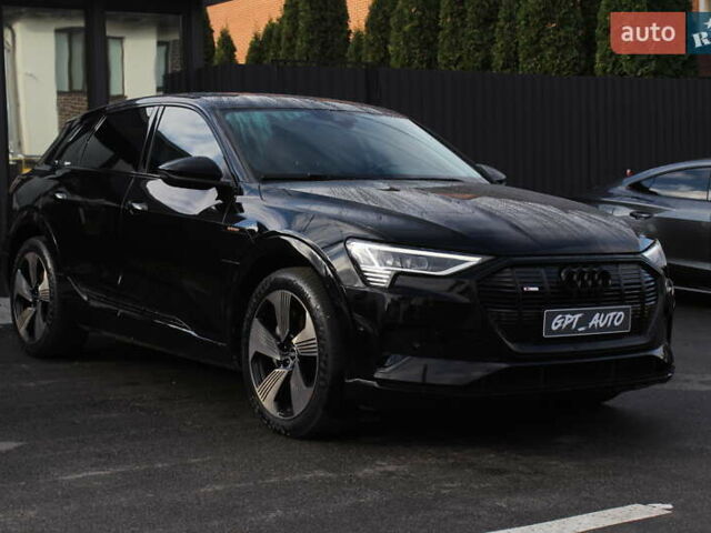 Черный Ауди E-Tron, объемом двигателя 0 л и пробегом 41 тыс. км за 38800 $, фото 3 на Automoto.ua