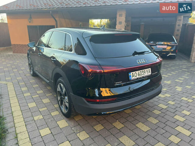 Черный Ауди E-Tron, объемом двигателя 0 л и пробегом 129 тыс. км за 27777 $, фото 6 на Automoto.ua