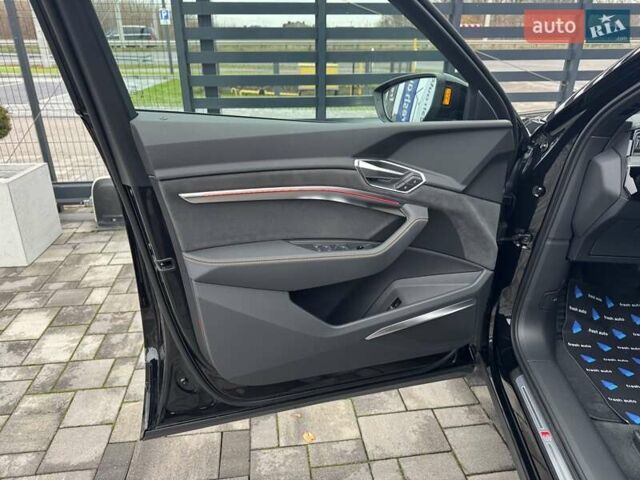 Черный Ауди E-Tron, объемом двигателя 0 л и пробегом 82 тыс. км за 39900 $, фото 13 на Automoto.ua