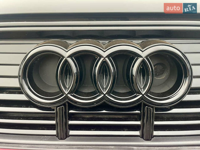 Черный Ауди E-Tron, объемом двигателя 0 л и пробегом 39 тыс. км за 39950 $, фото 32 на Automoto.ua