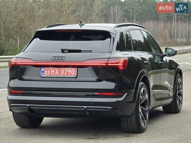 Чорний Ауді E-Tron, об'ємом двигуна 0 л та пробігом 61 тис. км за 47777 $, фото 8 на Automoto.ua